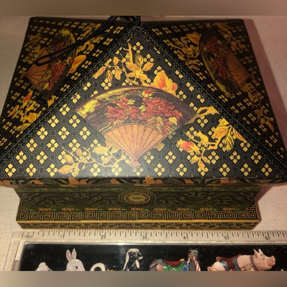 Punch Studios Art Deco Paper Domed Vanity Box w/ Top Tassel - Picture 11 of 16